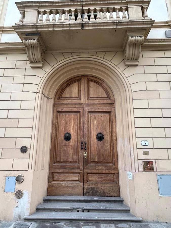 Luxury Apt In The Heart Of City Out Of Ztl Florenz Exterior foto